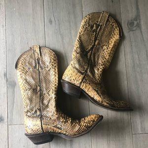 Snake Skin - Genuine Leather Cowboy Boots - Size 6